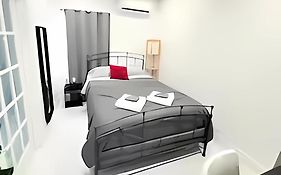 Gorgeous Private Room, Near The Airport - Free Parking - 01